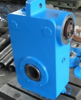 深度解析qs25、qsc25、qc10與qsc12系列減速機(jī) 特性、應(yīng)用與選型指南